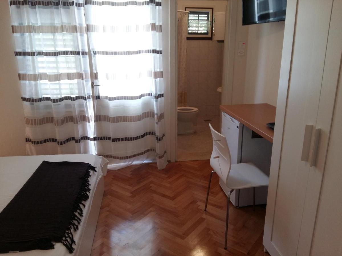 Spacious Room Near Beach W Private Bathroom Trogir Buitenkant foto